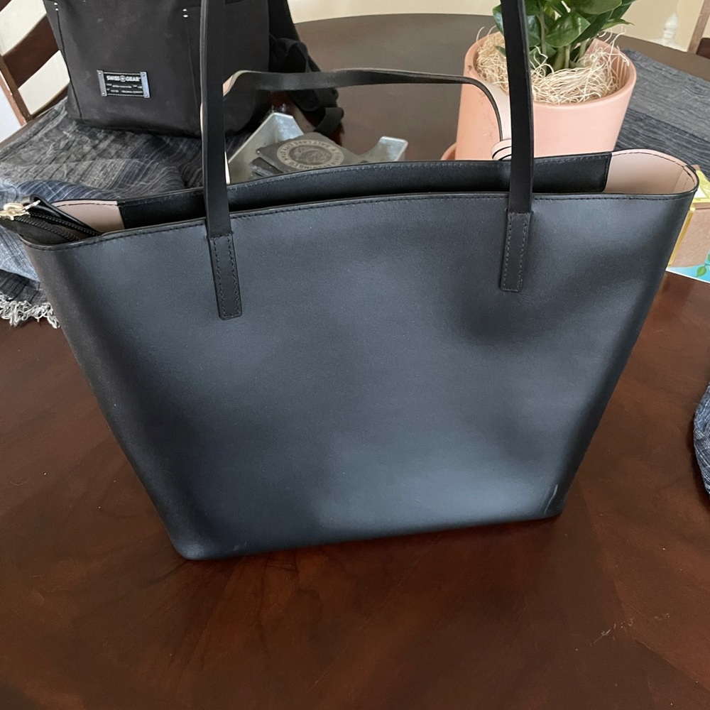 Kate Spade Purse - Picture 2 of 3